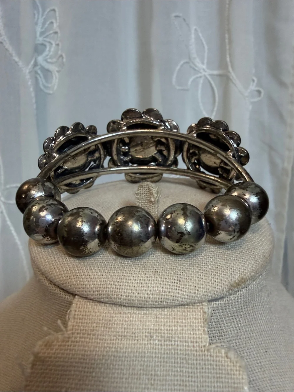 Oval Western style Crystal Flower Cluster Statement Bracelet - Silvertone